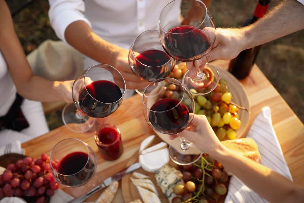 How to Welcome New Strata Neighbours This Year